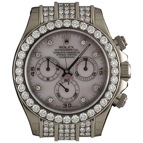 baguette diamant lünette rolex daytona auf einer stahl gold|Rolex daytona speichern.